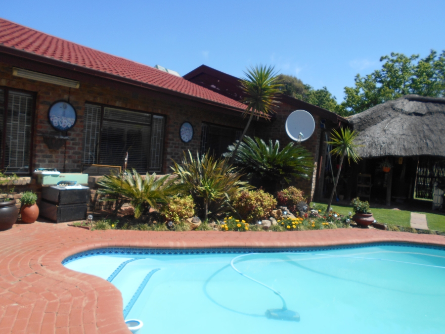 3 Bedroom Property for Sale in Riebeeckstad Free State